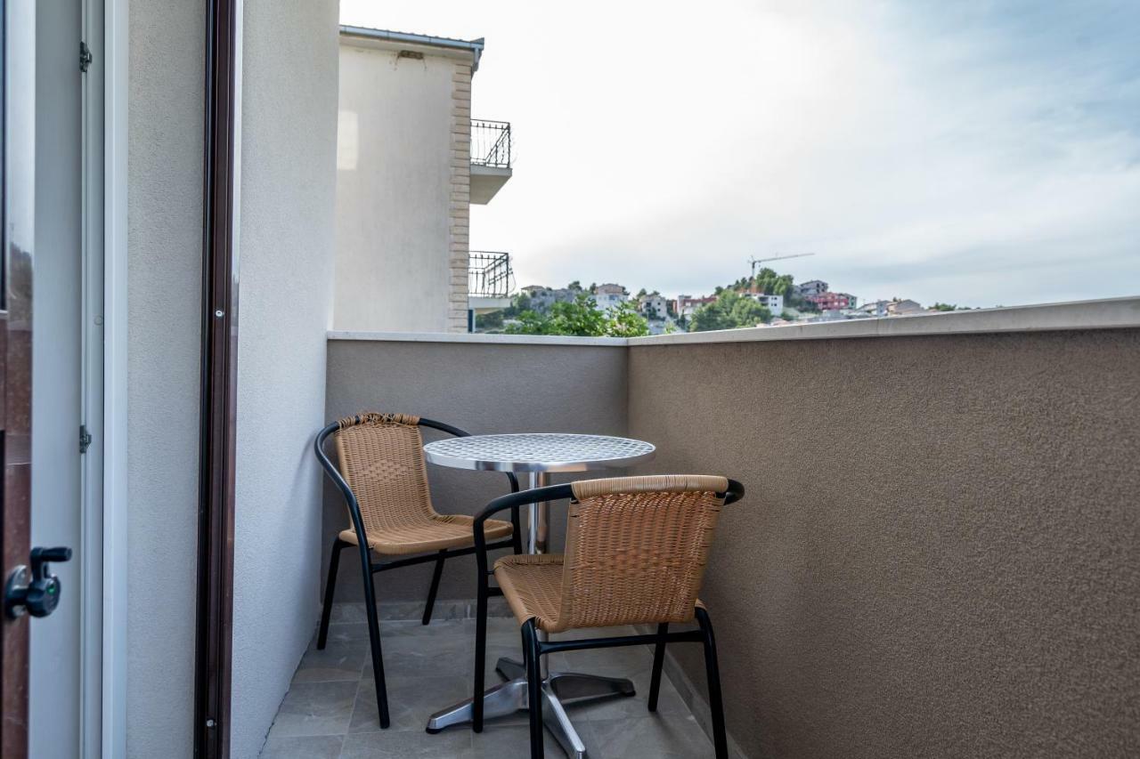 Apartment Matija Podstrana Exterior photo